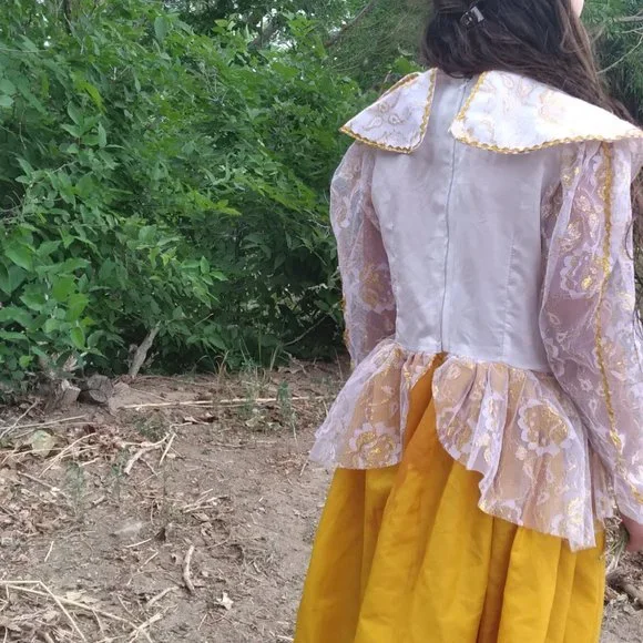 Gold and White Renaissance Princess Gown - Picture 2 of 3